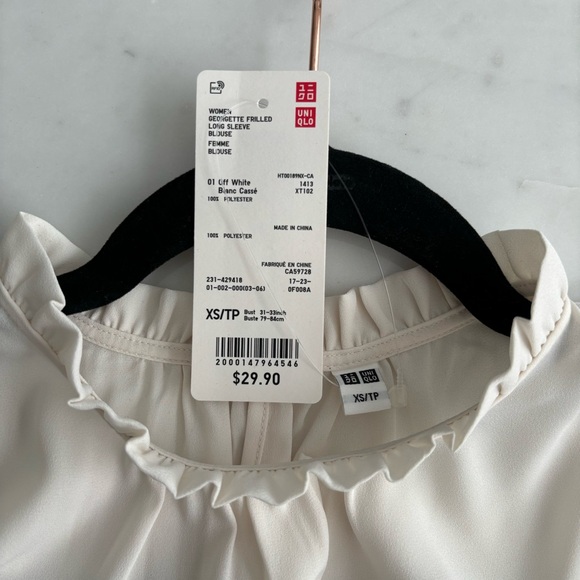 Uniqlo XS off-white georgette blouse NWT 🤍 - Picture 4 of 7